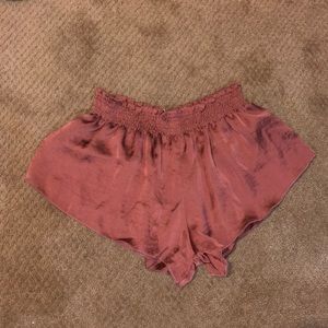 Bronze BNWT elastic waist silk shorts Size L cute flowy and comfortable !